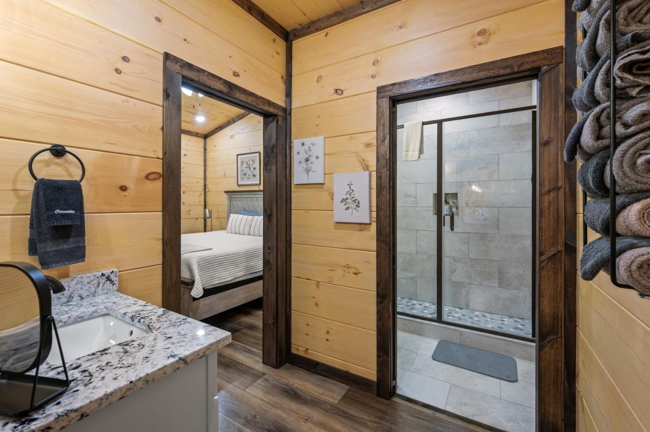 New Cozy Mountain Cabin Hot Tub Near Downtown Gatlinburg Εξωτερικό φωτογραφία
