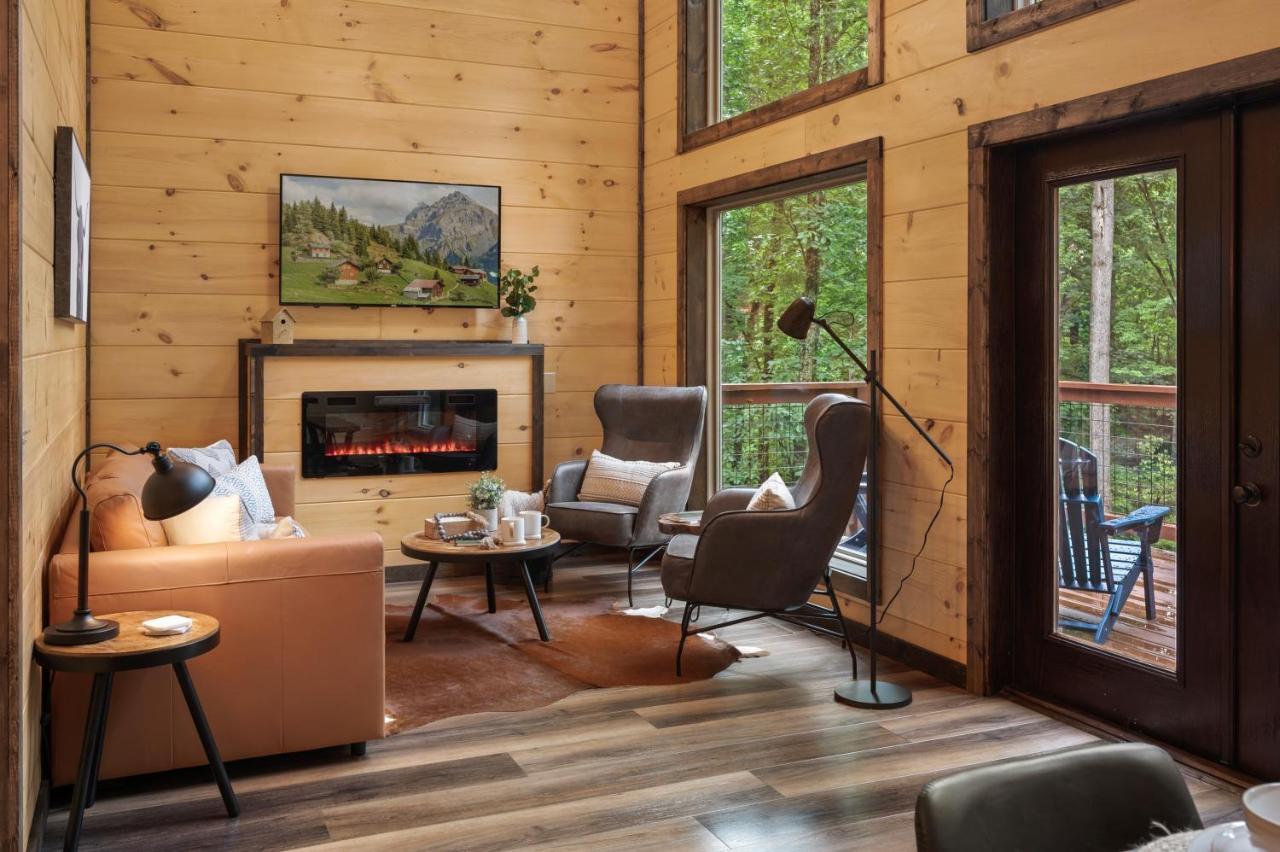 New Cozy Mountain Cabin Hot Tub Near Downtown Gatlinburg Εξωτερικό φωτογραφία