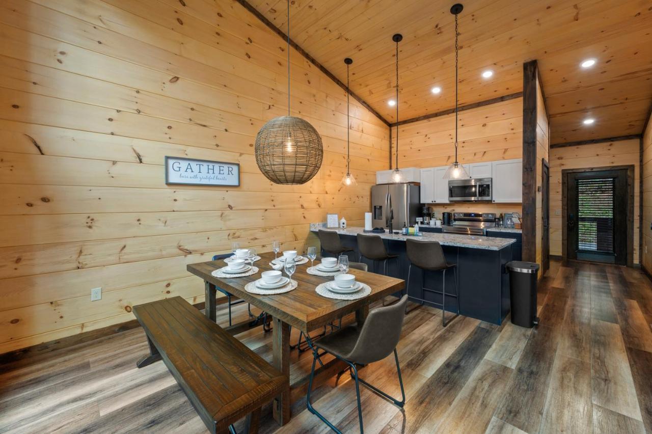 New Cozy Mountain Cabin Hot Tub Near Downtown Gatlinburg Εξωτερικό φωτογραφία