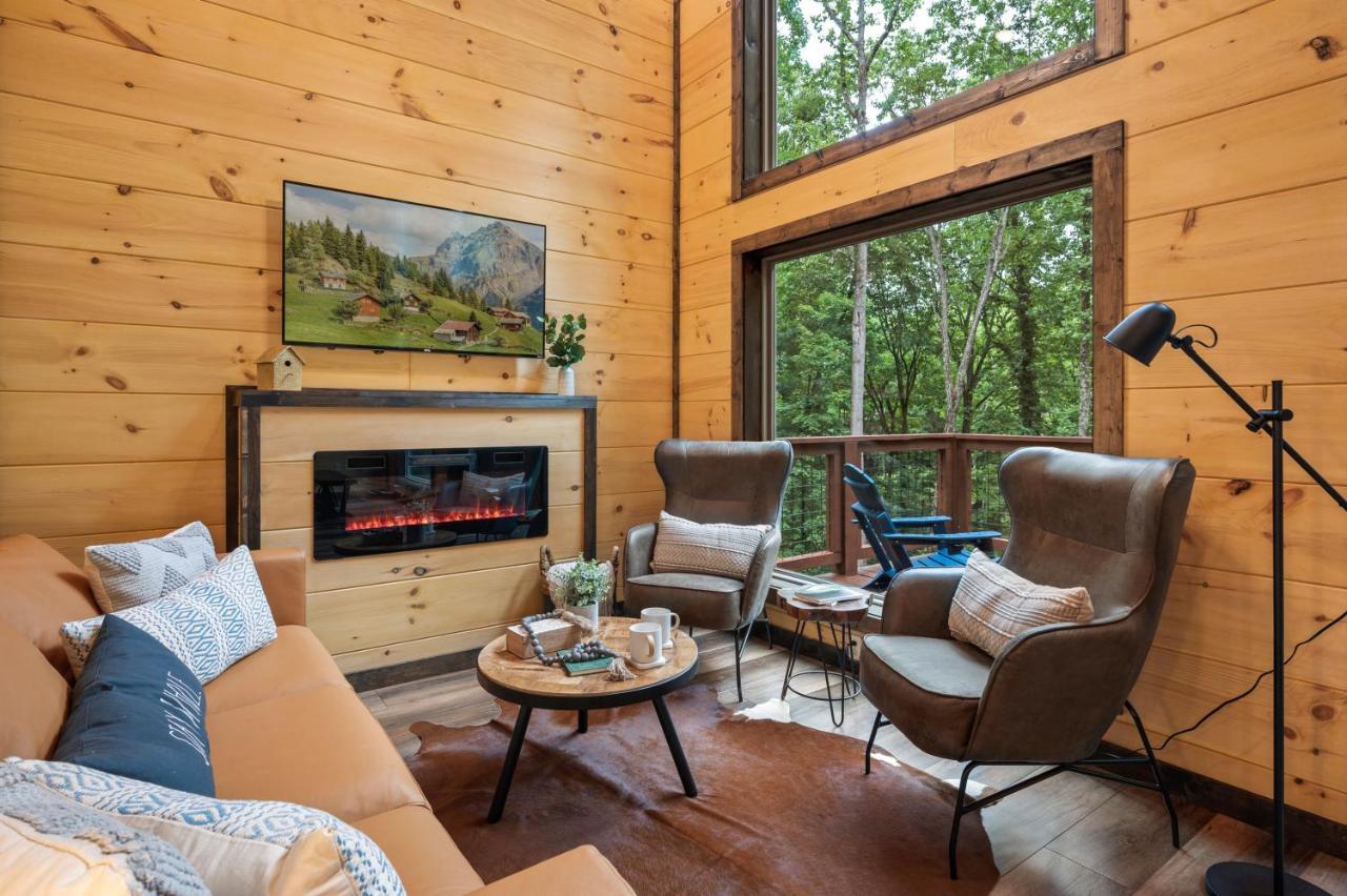 New Cozy Mountain Cabin Hot Tub Near Downtown Gatlinburg Εξωτερικό φωτογραφία