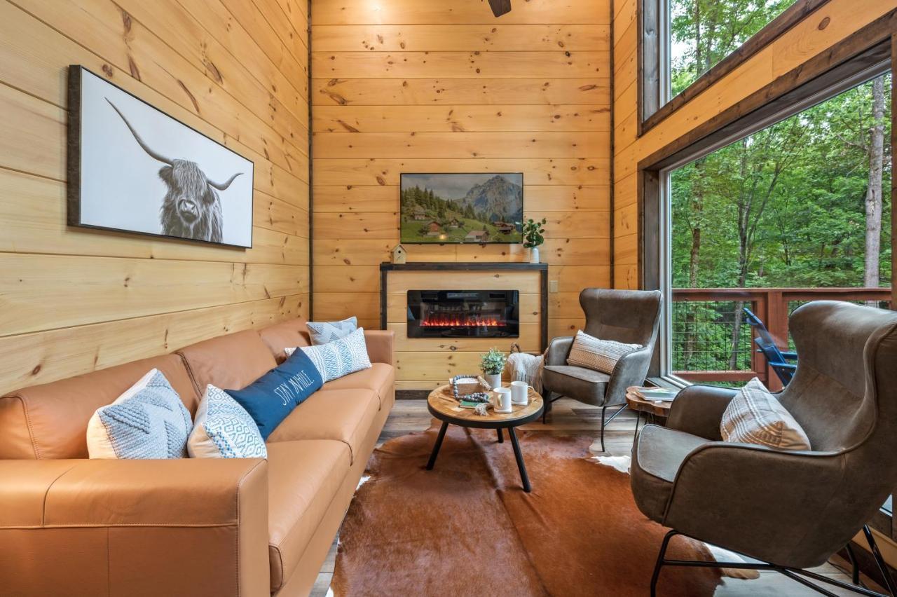 New Cozy Mountain Cabin Hot Tub Near Downtown Gatlinburg Εξωτερικό φωτογραφία